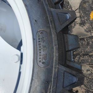 Pneu de cultivateur 5.00-32 5.00-36 5.00-38 5.00-48 5.00-<span class=keywords><strong>42</strong></span> Pneu plein Terrain de riziculture Pneu à haute performance - Product Image 4