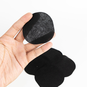 Lingettes démaquillantes en charbon de bambou noir à 1 couche pour le démaquillage, outils de soin de la peau, lingettes hydratantes - Product Image 1
