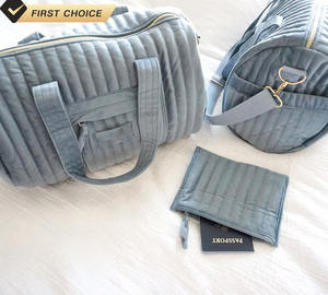 Ginzeal matelassé coton rempli matériau bouffée grande capacité sac de voyage en <span class=keywords><strong>peluche</strong></span> <span class=keywords><strong>polochon</strong></span> sac fourre-tout avec compartiment pour ordinateur portable - Product Image 2