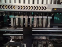 Machine de soufflage par étirage automatique à commande PLC à 4 cavités pour bouteilles d'eau potable rondes en PET de 5 L
