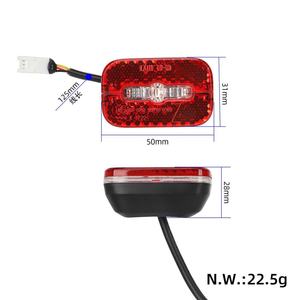 Luz Trasera Impermeable de 6-48V con Cable de 125mm de Longitud, Apta para el Scooter Eléctrico Xiaoniu KQi3 - Product Image 3