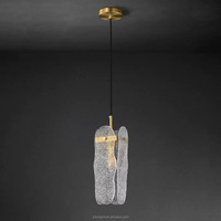 Lustres modernes de luxe léger pour salons, escaliers, salles à manger, hôtels. Lampes en cristal et en cuivre, fabrication sur mesure directe d'usine.