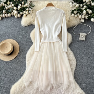 Gilet cardigan sans manches à fleurs 3D pour femme, superposé et avec robe longue à manches en maille tricotée et patchwork - Product Image 4