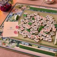 Tuiles de Mahjong Américaines Modernes de Luxe, Fabrication OEM, Design Acrylique Vert, Classiques, Pliables, Portables, Personnalisables, Écologiques