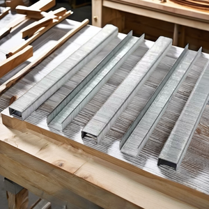 Fabricant 20 GA Galvanisé Couronne 3/8 "Long A11 Agrafes <span class=keywords><strong>Marteau</strong></span> Agrafes <span class=keywords><strong>pour</strong></span> <span class=keywords><strong>Agrafeuse</strong></span> <span class=keywords><strong>pour</strong></span> Meubles - Product Image 2