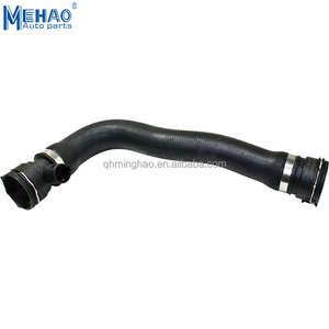 Pièces automobiles Tuyau de refroidissement du radiateur Tuyau d'eau 17127508011 pour <span class=keywords><strong>BMW</strong></span> E60 <span class=keywords><strong>E63</strong></span> E64 E65 E66 545I <span class=keywords><strong>645CI</strong></span> 745I - Product Image 2