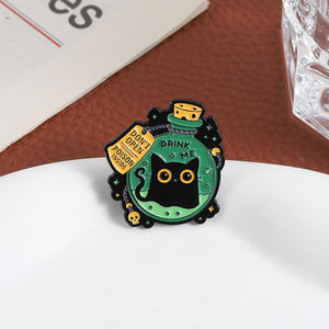 Pin de Esmalte con Diseño de Botella de <span class=keywords><strong>Veneno</strong></span>, NO Abrir, Gato Negro Adorable y Venenoso, Broche, Insignia de Solapa, Regalo de Graduación para Amigos - Product Image 6