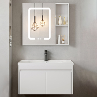 Meuble-lavabo mural flottant moderne en aluminium spatial avec vasque en céramique intégrée pour projets hôteliers