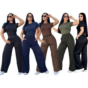 Ensemble de sport pour femmes, manches courtes, col rond, imprimé lettres, polyester et coton, pantalon large à jambes longues, tenue décontractée et confortable - Product Image 1