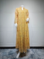 Nouvelle Arrivée Vêtement Traditionnel Musulman Robe Abaya Ethnique Col Montant Tissu Maille Imprimé Floral Positionné Strass Robe Femme