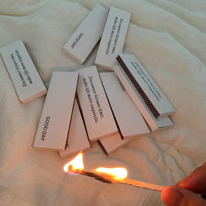 Nouvelles Boîtes <span class=keywords><strong>d</strong></span>'<span class=keywords><strong>Allumettes</strong></span> Publicitaires pour Hôtels Disponibles, Fabrication Personnalisée, Boîtes <span class=keywords><strong>d</strong></span>'<span class=keywords><strong>Allumettes</strong></span> Publicitaires de Taille Personnalisée, <span class=keywords><strong>Allumettes</strong></span> en Bois Lumineuses - Product Image 6