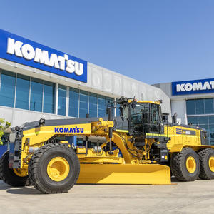 Niveleuse Komatsu pour travaux routiers à vendre avec lame à fonctionnement fluide, idéale pour les travaux municipaux et les projets d'infrastructure - Product Image 2