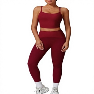 Leggings de course personnalisés pour femmes à compression élevée et soutien supérieur, avec brassière de sport assortie, anti-humidité, pour entraînement et activités sportives - Product Image 1