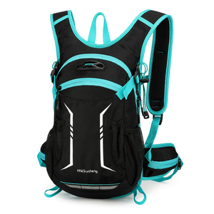 Mochila de Hidratación para Ciclismo y Running de 15L, Nueva Llegada, con Salida para Manguera y Fijación para Casco - Product Image 1