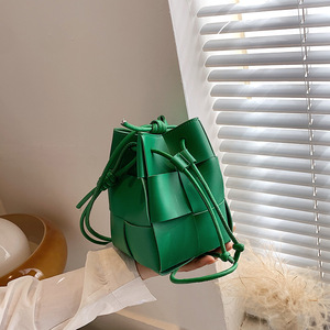 New Arrive Luxury Brand Designer Pu One-Shoulder Tote <b>Bag</b> New Trending Handbags and Messenger <b>Bags</b> for Women Tanjing - Product Image 2