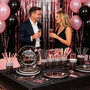 Articles de fête d'anniversaire : Assiettes, gobelets, serviettes, nappes et pailles en papier à pois noir et or rose – Kits de vaisselle jetable pour anniversaire - Product Image 3