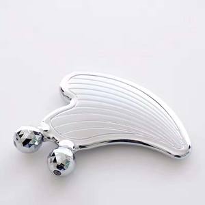 Rodillo calmante Facial 3D multiusos Masaje Beauty Stick Raspador Rodillo de estiramiento facial con raspador para calmar la cabeza y los pies - Product Image 2