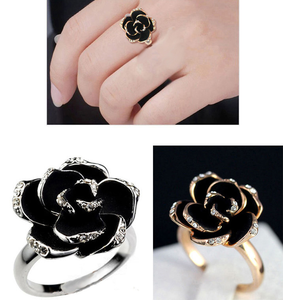 Set di gioielli <span class=keywords><strong>da</strong></span> donna di moda in tre <span class=keywords><strong>pezzi</strong></span> placcato in lega rame nero rosa <span class=keywords><strong>otto</strong></span> petalo camelia orecchini anello di fidanzamento di nozze - Product Image 2