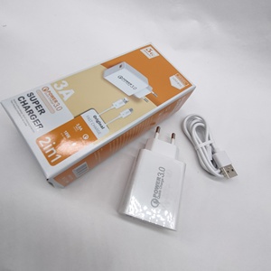 All'ingrosso Usb caricatore del telefono cellulare Set con cavo caricatori portatili con ricarica rapida per <span class=keywords><strong>Apple</strong></span> caricatore veloce 3 In 1 - Product Image 4