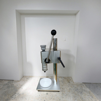 Machine de sertissage manuelle de bouteilles de parfum en verre 13mm 15mm 18mm 20mm haute précision, marque Jia Cheng, pour l'industrie alimentaire et des boissons en Chine