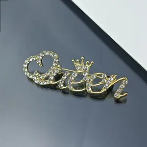 Brief Broche Spelden Eerste Strass Broche Voor Vrouwen Handwerk Zilverachtig