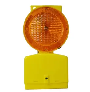Luz de Advertencia de Tráfico Portátil de Grado de Ingeniería con Barrera <span class=keywords><strong>Solar</strong></span>, Luz LED Intermitente Amarilla, 60 Destellos/Min - Product Image 1