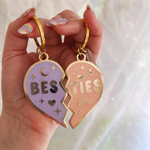 Porte-clés Cœur Jumelé Besties S/2 - Émail Pailleté Rose & Lilas - Cadeau pour Meilleures Amies - Breloques Assorties pour Sacs - Product Image 2