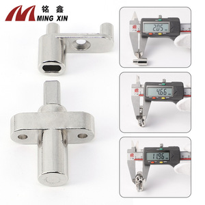 Bisagra para Muebles Ming Xin de 2.05 mm, Aleación de Zinc, Cierre Suave, Montaje Empotrado para Puerta de Gabinete de Baño - Product Image 1