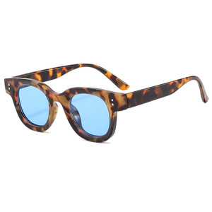 <b>Sunglasses</b> Oval <b>Frame</b> PC Material UV400 Protection For Women Fashion Style <b>Small</b> <b>Frame</b> Type 3 Sunshades - Product Image 5