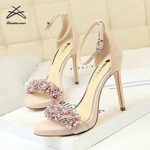 Sandales à talons très hauts pour femmes, en daim imperméable, avec plateforme, perles et strass - Product Image 1