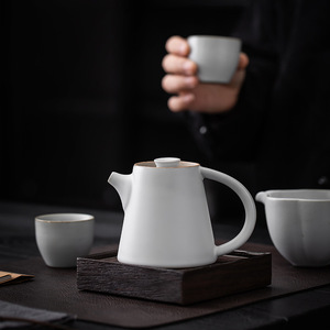 Théière carrée en porcelaine avec couvercle, rétro, blanche, pour le thé de l'après-midi - Product Image 3