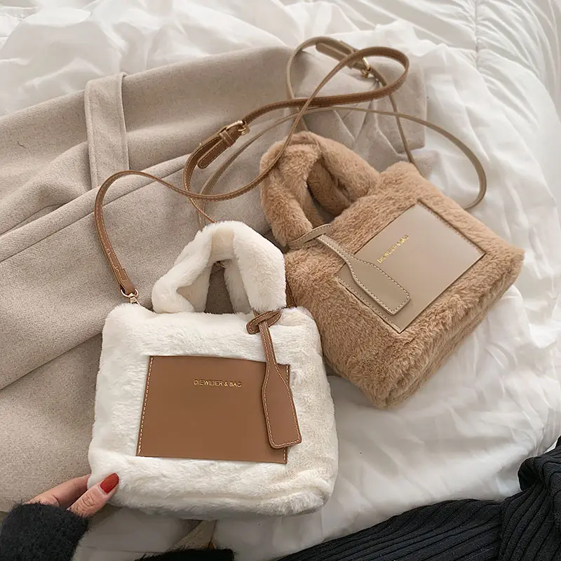 2023 bolsos de felpa de invierno de lujo de moda de alta calidad nueva tendencia esponjosa piel peluda cubo Tote bolsos de hombro para mujer