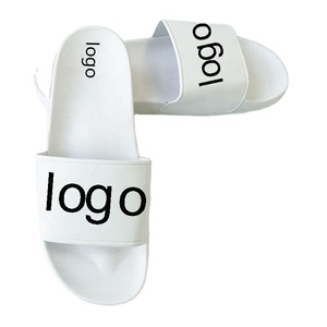 Zapatillas de plástico para hombre y mujer, sandalias de PVC con estampado de texto y logotipo personalizado, coloridas, para verano, 2023 - Product Image 3