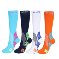 Chaussettes de sport unisexes en polyester 100 % haute qualité, anti-humidité, pour étudiants européens et américains, chaussettes de football extensibles