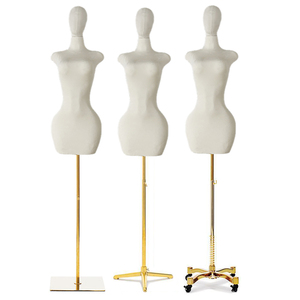 Maniquí de Ropa Personalizado, Maniquí Femenino de Medio Cuerpo con Caderas Anchas, Busto Grande, Color Marrón, Curvas, Talla Grande, para Exhibición de Ropa - Product Image 1