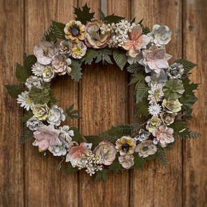 Corona Floral Metálica Rústica Hecha a Mano, Redonda, Decorativa, Sin Iluminación, Elaborada con Hojas y Flores para Puerta o Pared - Product Image 5