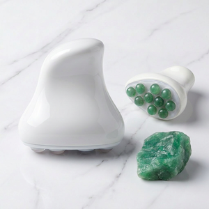 Masajeador Facial de Jade <span class=keywords><strong>Verde</strong></span> 100% Natural, Rodillo de Jade Ergonómico <span class=keywords><strong>con</strong></span> Forma de Hierro para Infusión de Esencia, Herramienta para el Cuidado Facial de la Piel - Product Image 1