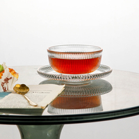 Ensemble de bols et soucoupes en verre à rayures verticales gaufrées pour usage en restaurant, avec logo personnalisé, pour yaourt et desserts