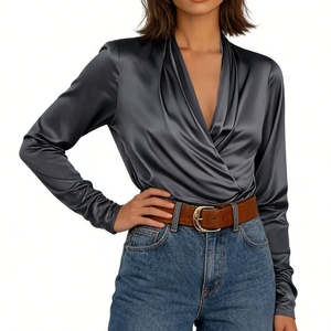 Chemisier en satin à encolure plongeante pour femme - Haut bustier froncé à manches longues - Vêtements féminins Sehe Fashion - Product Image 3
