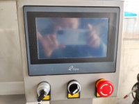 Automatische voedselverwerkingsmachine voor het snijden van bevroren vleesblokjes & groente-/fruitblokjes met motor