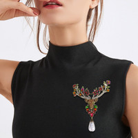 Vente chaude surdimensionné rétro plein strass tête de cerf broche industrie lourde Elk broche manteau vêtements accessoires Corsage