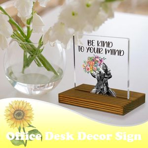 Letrero Decorativo de Acrílico y Madera para Escritorio con Diseño de Corona Floral, Frase de Amor y Cuidado Personal, Forma Rectangular, Amate a Ti Mismo - Product Image 2