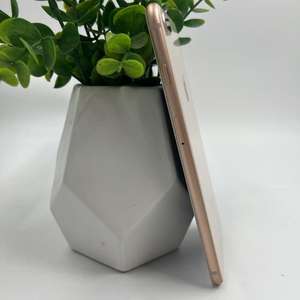 Smartphone all'ingrosso originali sbloccati usati di alta qualità - <span class=keywords><strong>iPhone</strong></span> 8 Plus - Product Image 2