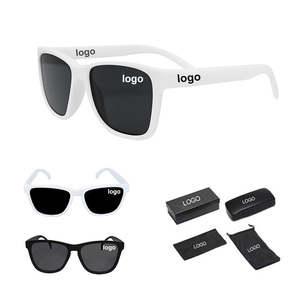 Factory Free Sample China Manufacturer Cheap Classic PC Frame Full Rim Square UV400 Custom Logo Unisex Sunglasses - Product Image 1