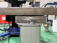 Machine de soudage et de réparation au laser à fibre mobile pour moules d'outillage et d'injection