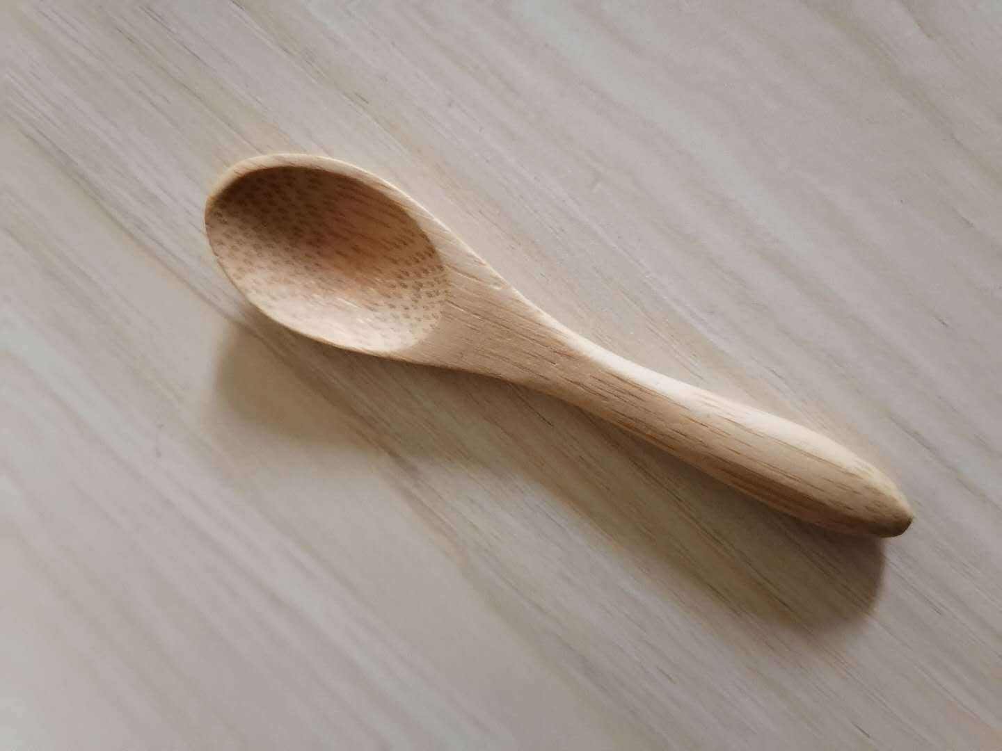 9 x 2.1 cm Bamboo spoon