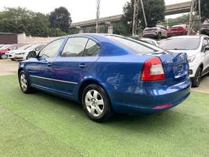 <span class=keywords><strong>รถยนต์</strong></span>สโกด้า ออคตาเวีย ปี 2012 เครื่องยนต์ 1.6 รุ่น ยี่จุน <span class=keywords><strong>เกียร์</strong></span>อัตโนมัติ รถเก๋งมือสองจากยุโรป รถครอบครัวใช้งานได้จริง และรถแฮทช์แบ็คที่เชื่อถือได้ - Product Image 4