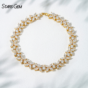 Brazalete de Oro Sólido de 18K Amarillo/Blanco con Diamante Cultivado en Laboratorio de 6.95ct, Lujoso Brazalete Unisex con Corte Marquesa de 2*4mm y Corte Brillante de 3.2mm en Forma de Corona - Product Image 1