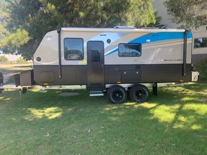 Caravane mobile XINYI de 20 pieds avec lits superposés triples à vendre, pour une famille de 4 personnes - Product Image 4