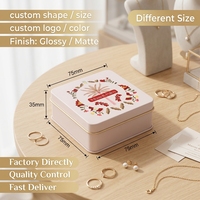 Boîte en métal carrée personnalisée avec logo en relief, idéale pour les cadeaux, les ornements et le rangement de bijoux – Vente en gros
